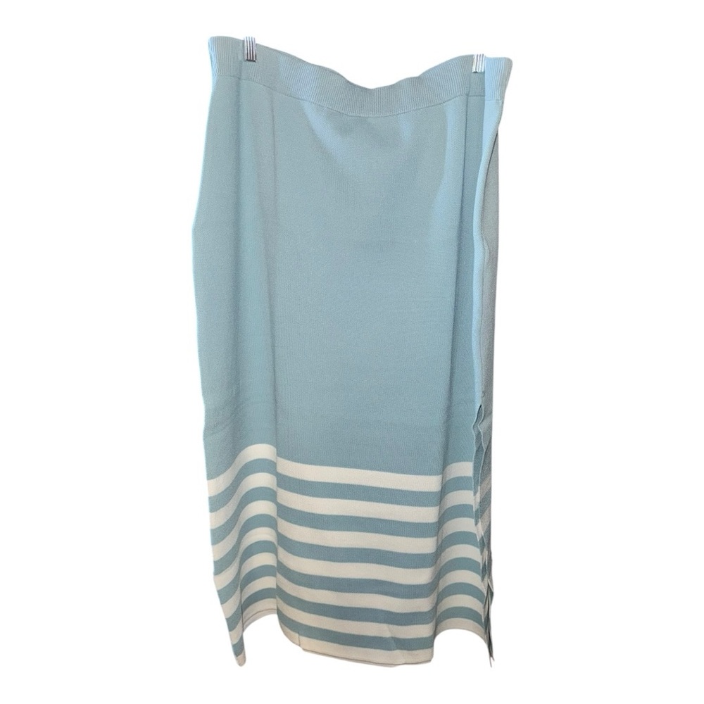 Chic Blue and White Striped Maxi Skirt - Picture 2 of 6